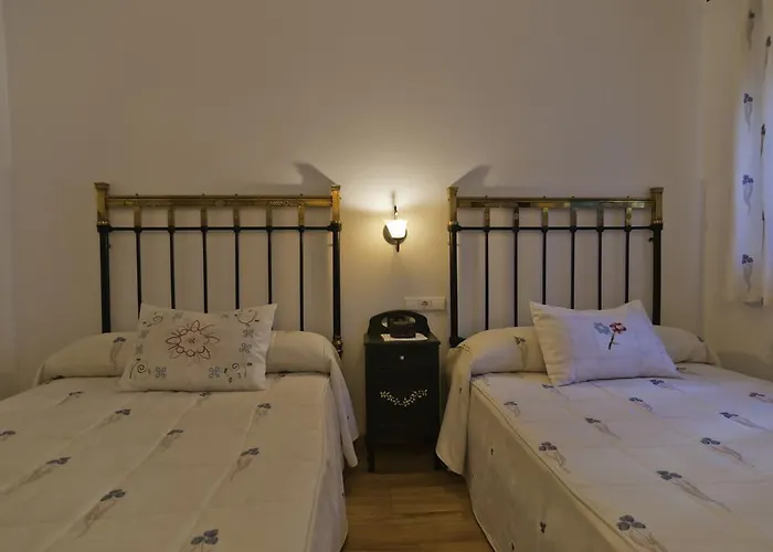 拉具德雷亚拉斯阿里贝斯酒店 *